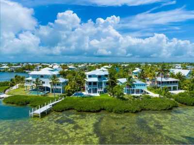 Home For Sale in Ramrod Key, Florida