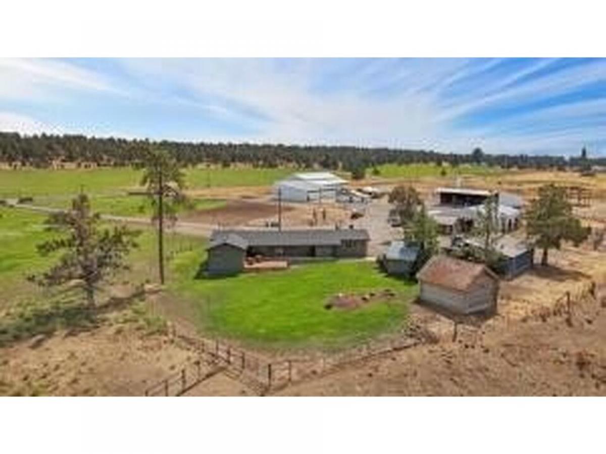 Picture of Home For Sale in Bonanza, Oregon, United States