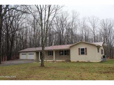 Home For Sale in Jamestown, Tennessee