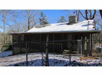 Home For Sale in Tallassee, Tennessee