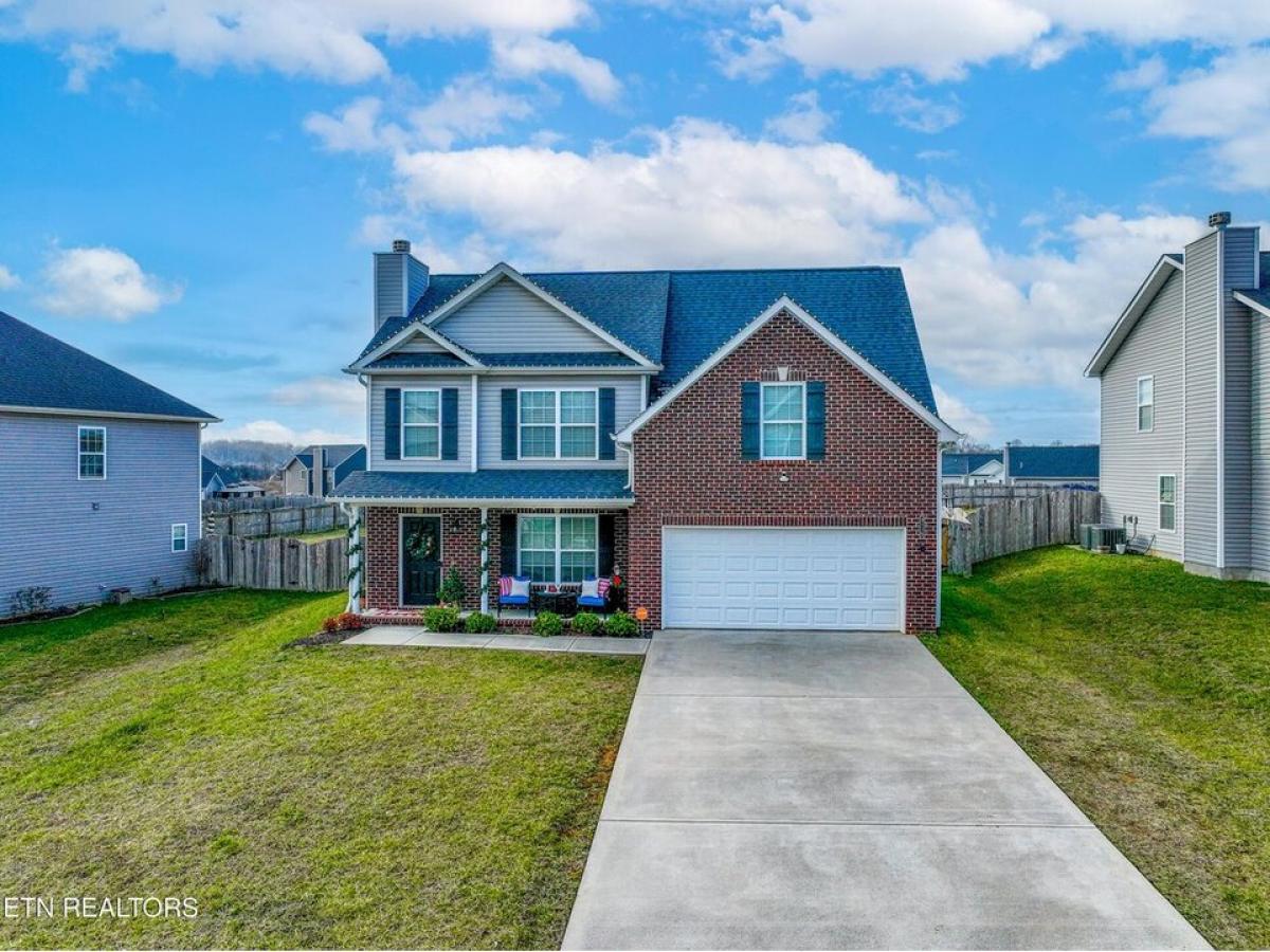 Picture of Home For Sale in Maryville, Tennessee, United States