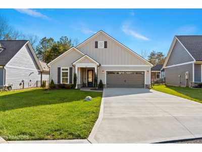 Home For Sale in Loudon, Tennessee