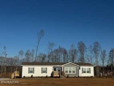 Home For Sale in Madisonville, Tennessee