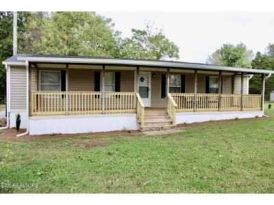 Home For Sale in Englewood, Tennessee