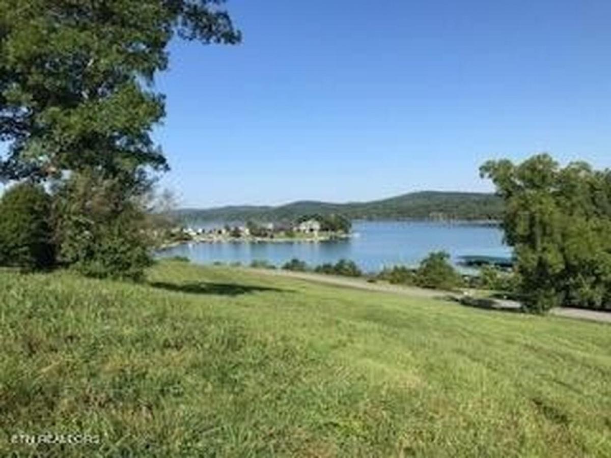 Picture of Residential Land For Sale in Sharps Chapel, Tennessee, United States