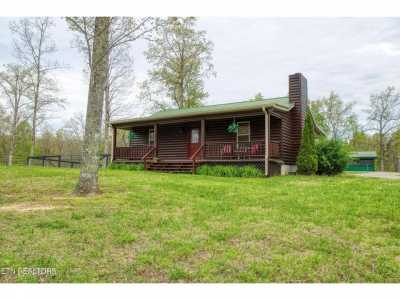 Home For Sale in Jamestown, Tennessee