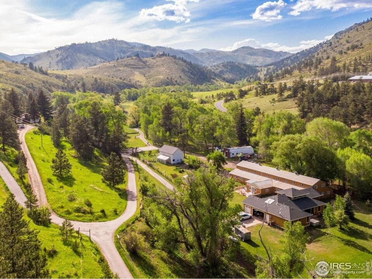 Picture of Home For Sale in Bellvue, Colorado, United States