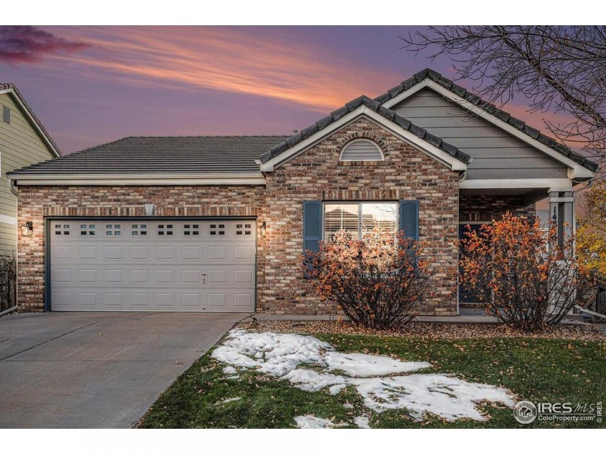 Picture of Home For Sale in Commerce City, Colorado, United States