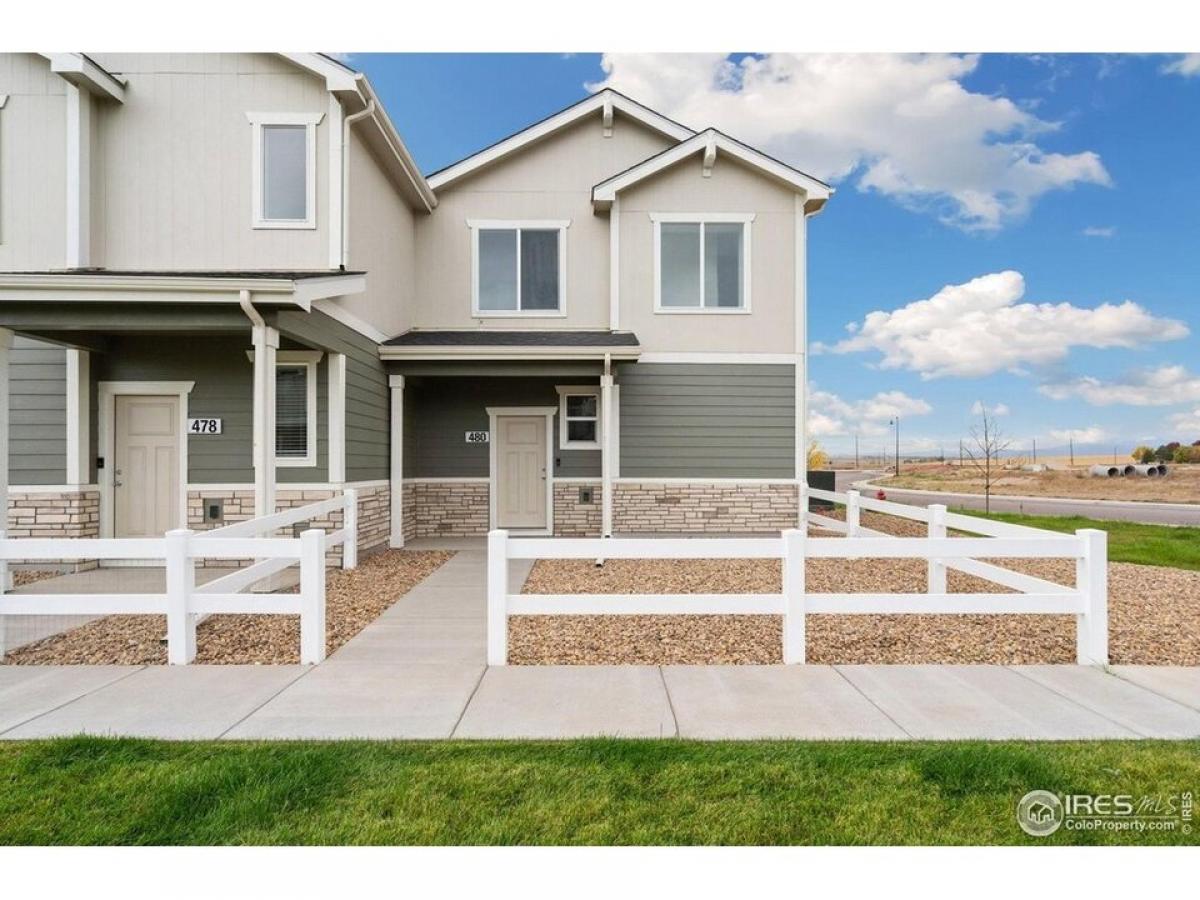 Picture of Home For Sale in Johnstown, Colorado, United States