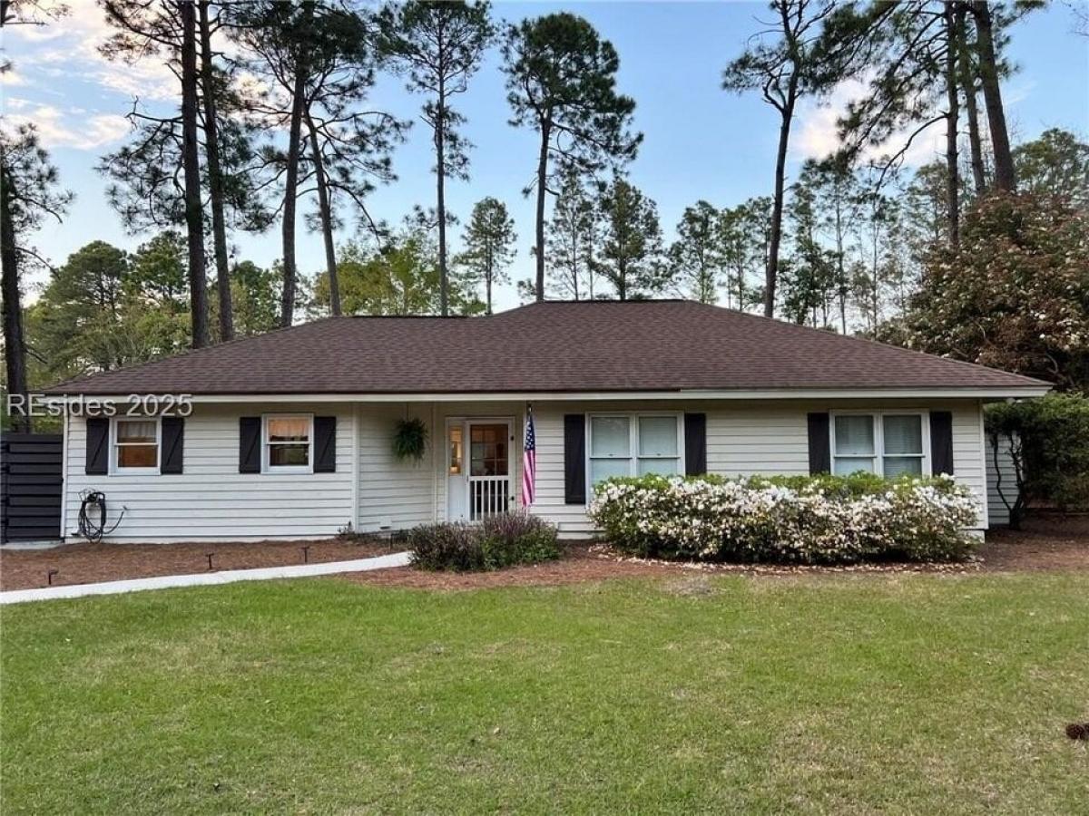 Picture of Home For Sale in Bluffton, South Carolina, United States