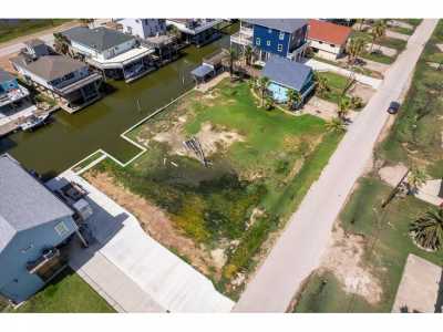 Residential Land For Sale in Freeport, Texas