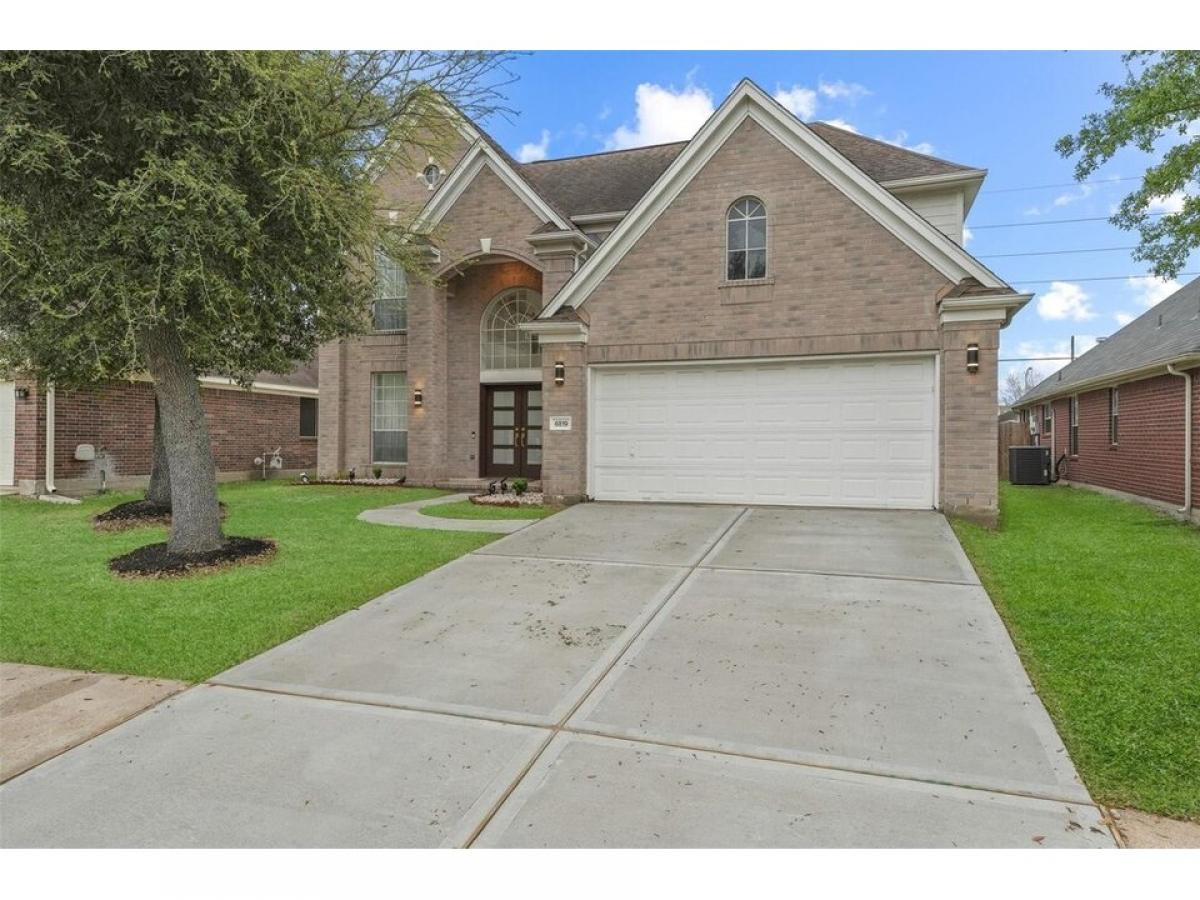 Picture of Home For Sale in Richmond, Texas, United States