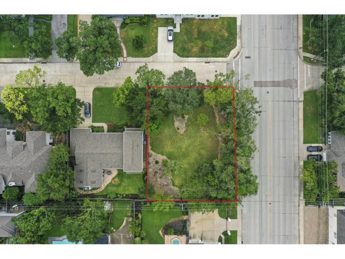 Picture of Residential Land For Sale in Bellaire, Texas, United States