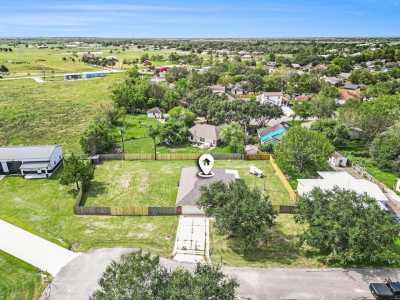 Home For Sale in Alvin, Texas