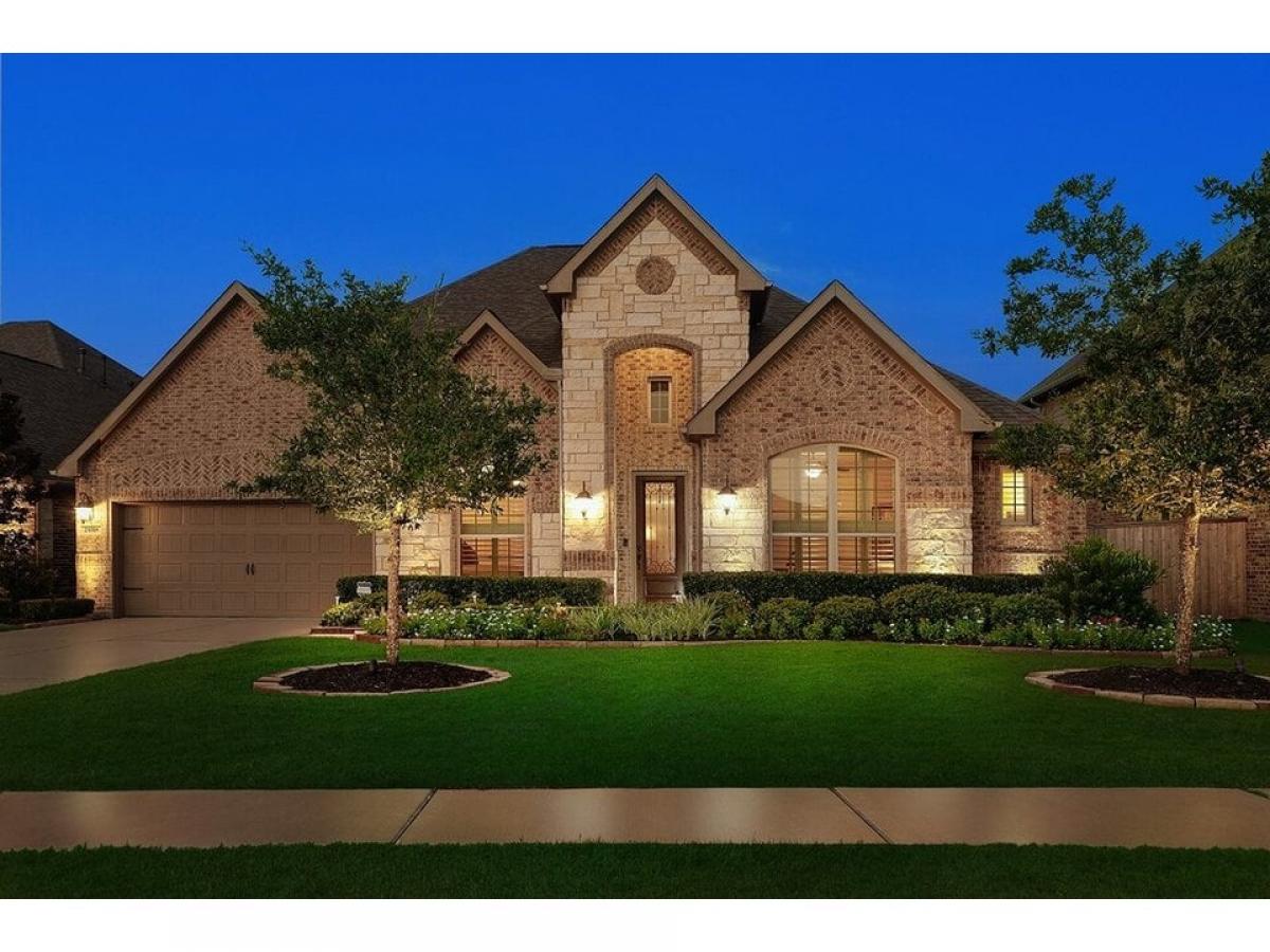 Picture of Home For Sale in Tomball, Texas, United States