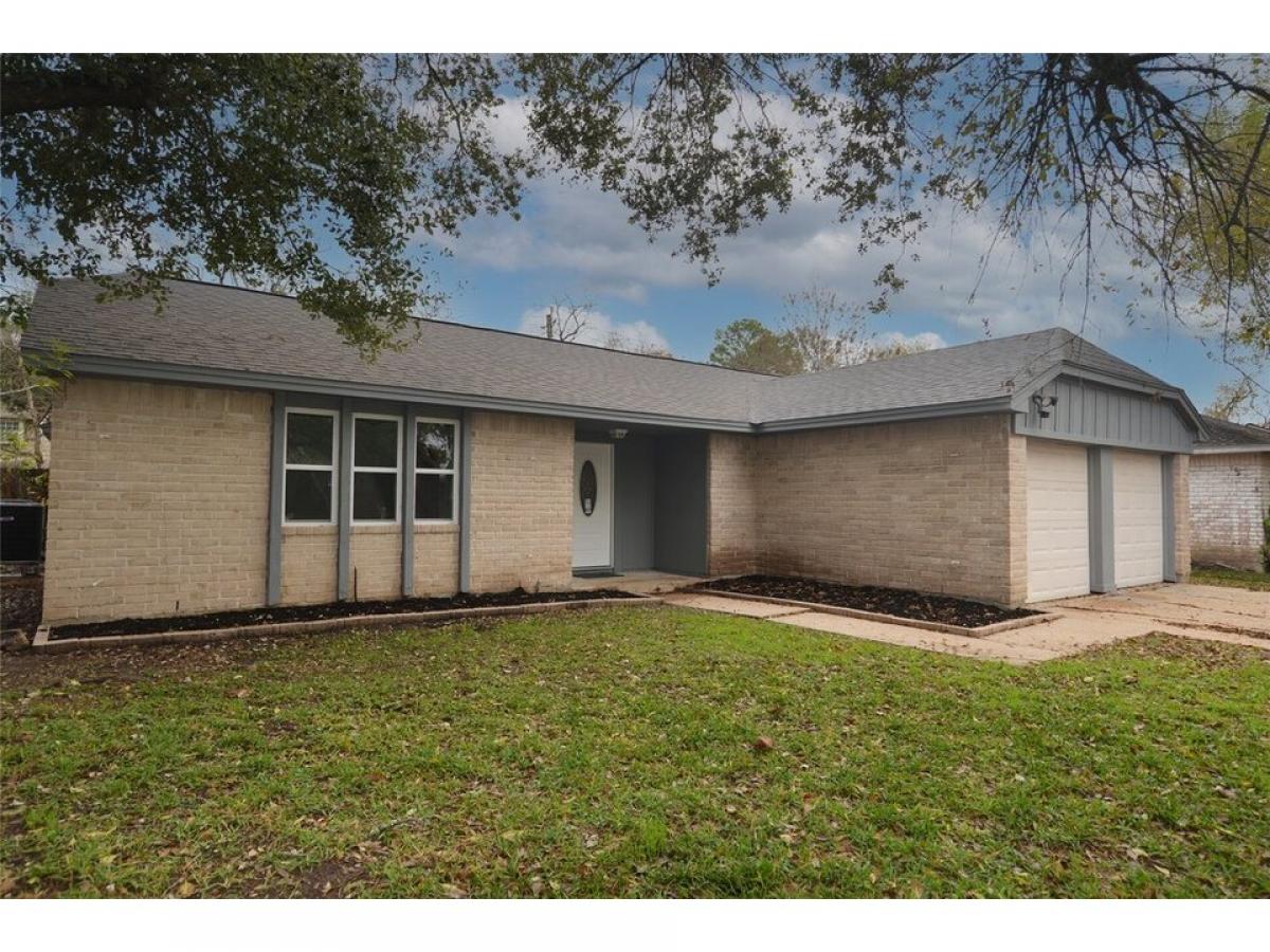 Picture of Home For Sale in Friendswood, Texas, United States