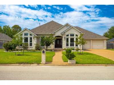 Home For Sale in College Station, Texas