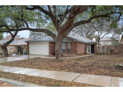 Home For Sale in Schertz, Texas