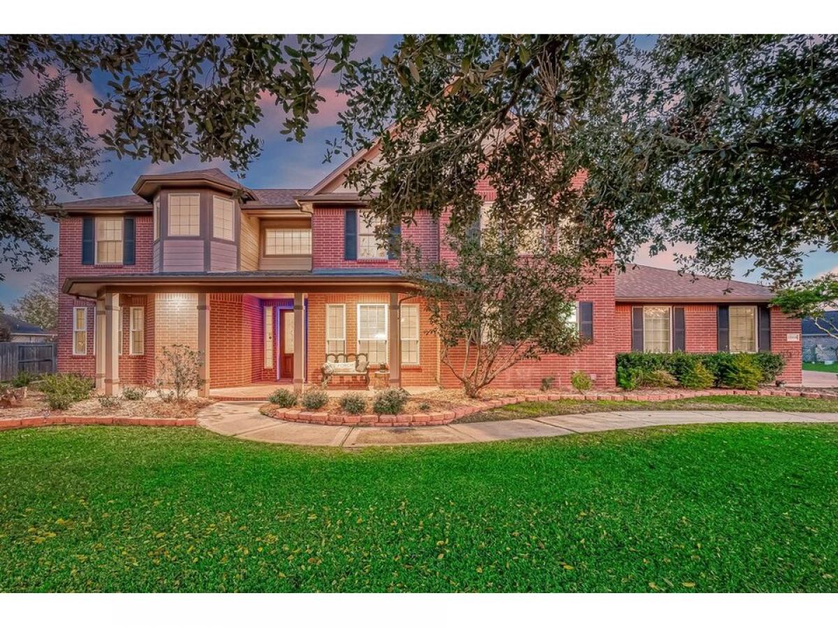 Picture of Home For Sale in Cypress, Texas, United States