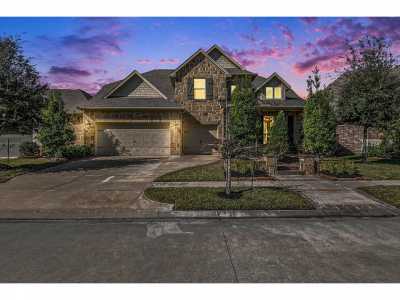 Home For Sale in Cypress, Texas