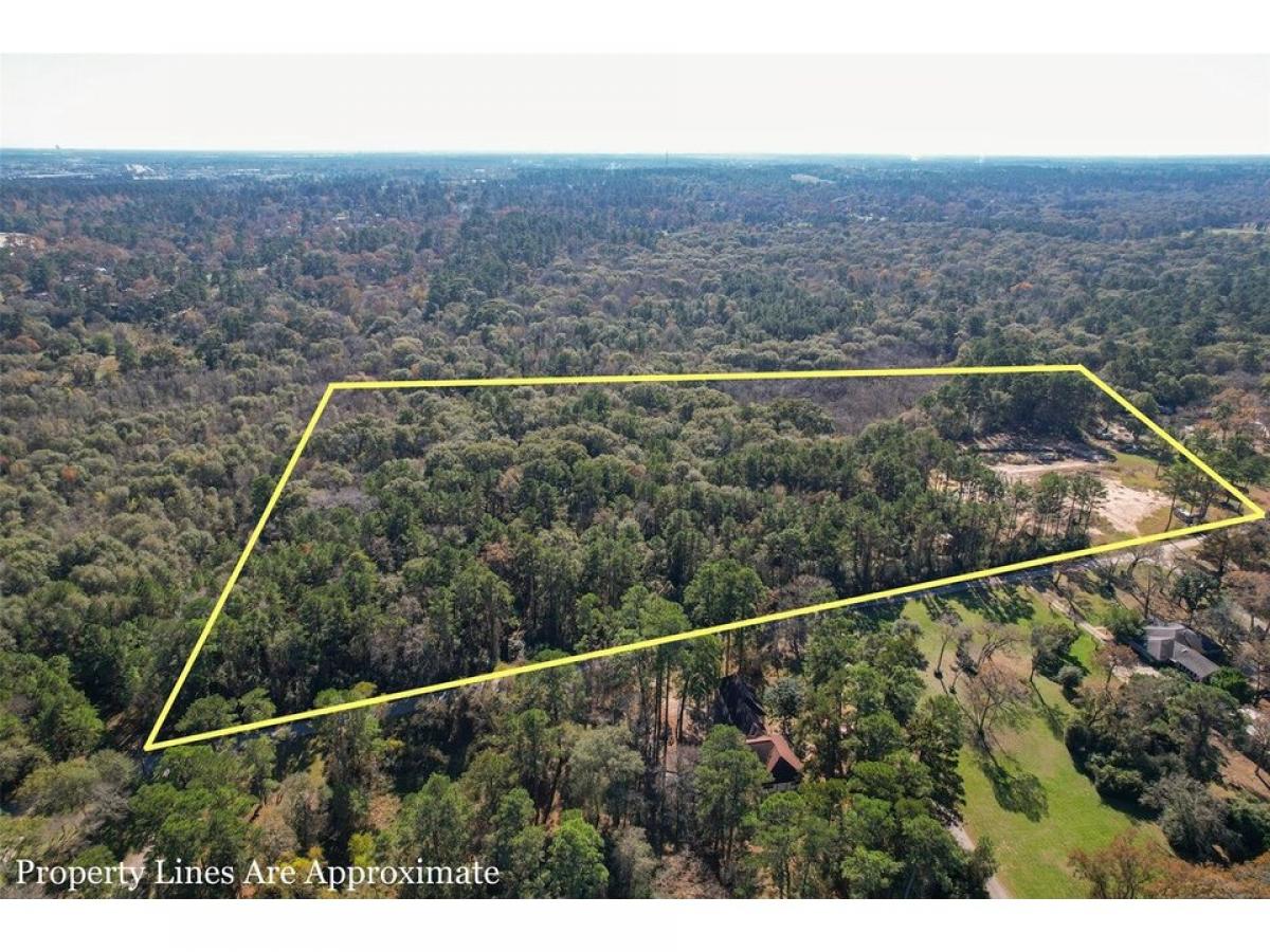 Picture of Residential Land For Sale in Pinehurst, Texas, United States