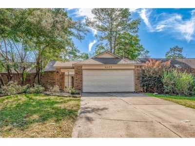 Home For Rent in Kingwood, Texas