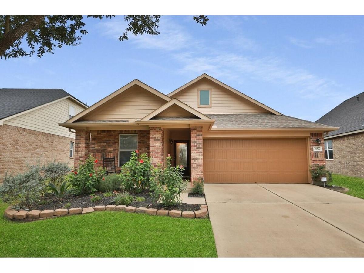 Picture of Home For Sale in Cypress, Texas, United States