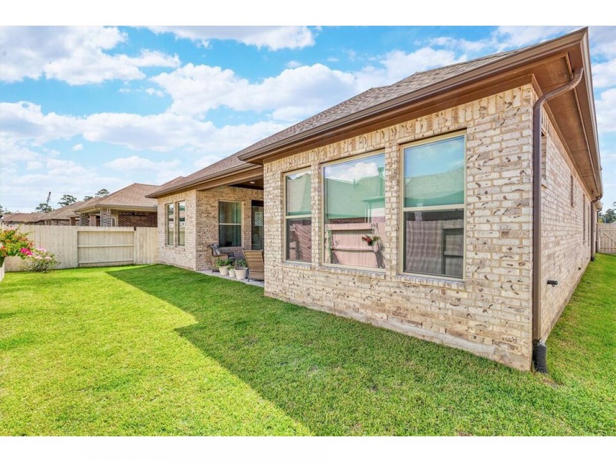 Picture of Home For Sale in Conroe, Texas, United States