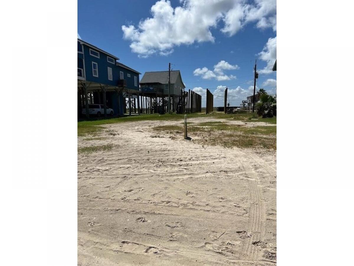 Picture of Residential Land For Sale in Freeport, Texas, United States