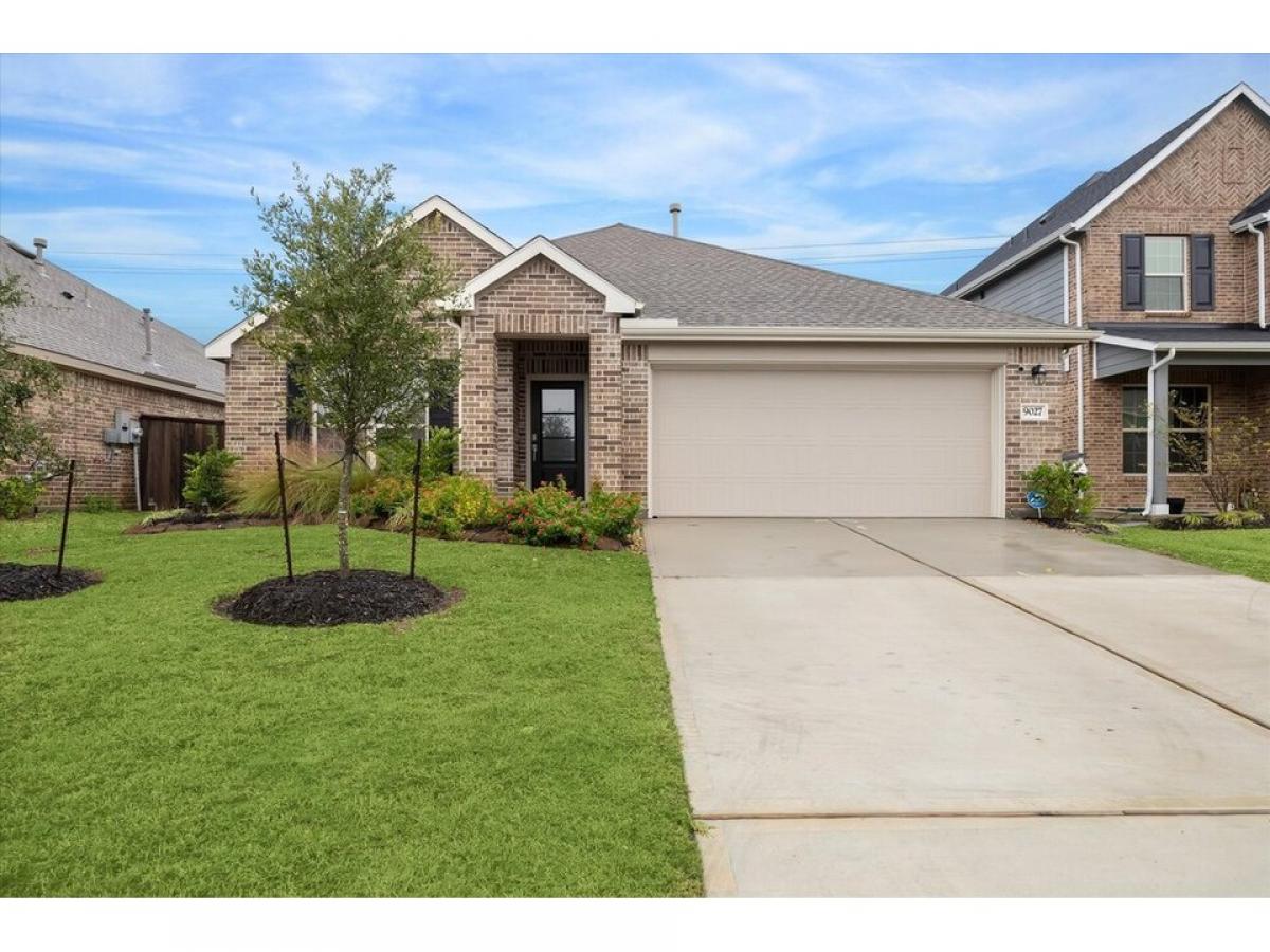 Picture of Home For Sale in Baytown, Texas, United States