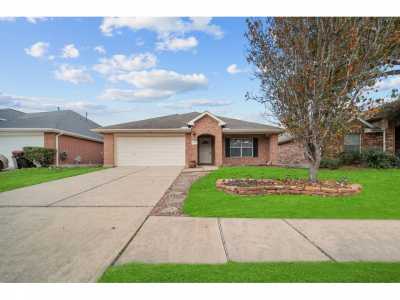 Home For Sale in Tomball, Texas