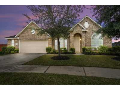 Home For Sale in Tomball, Texas