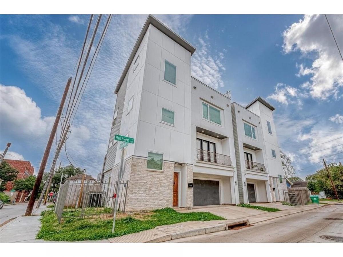 Picture of Home For Rent in Houston, Texas, United States