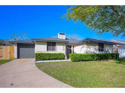 Home For Rent in Friendswood, Texas