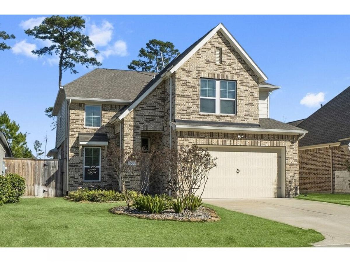 Picture of Home For Sale in Conroe, Texas, United States