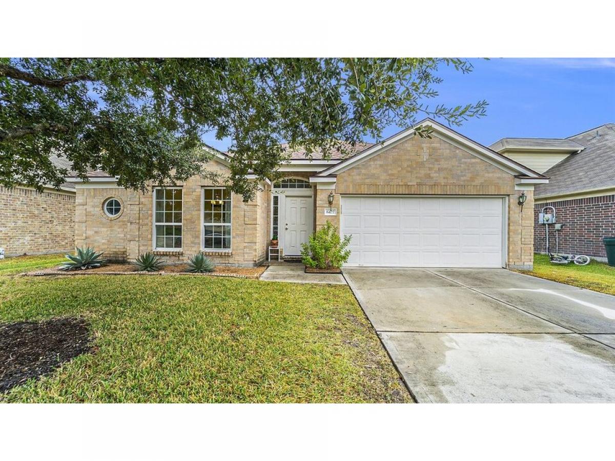 Picture of Home For Sale in Humble, Texas, United States