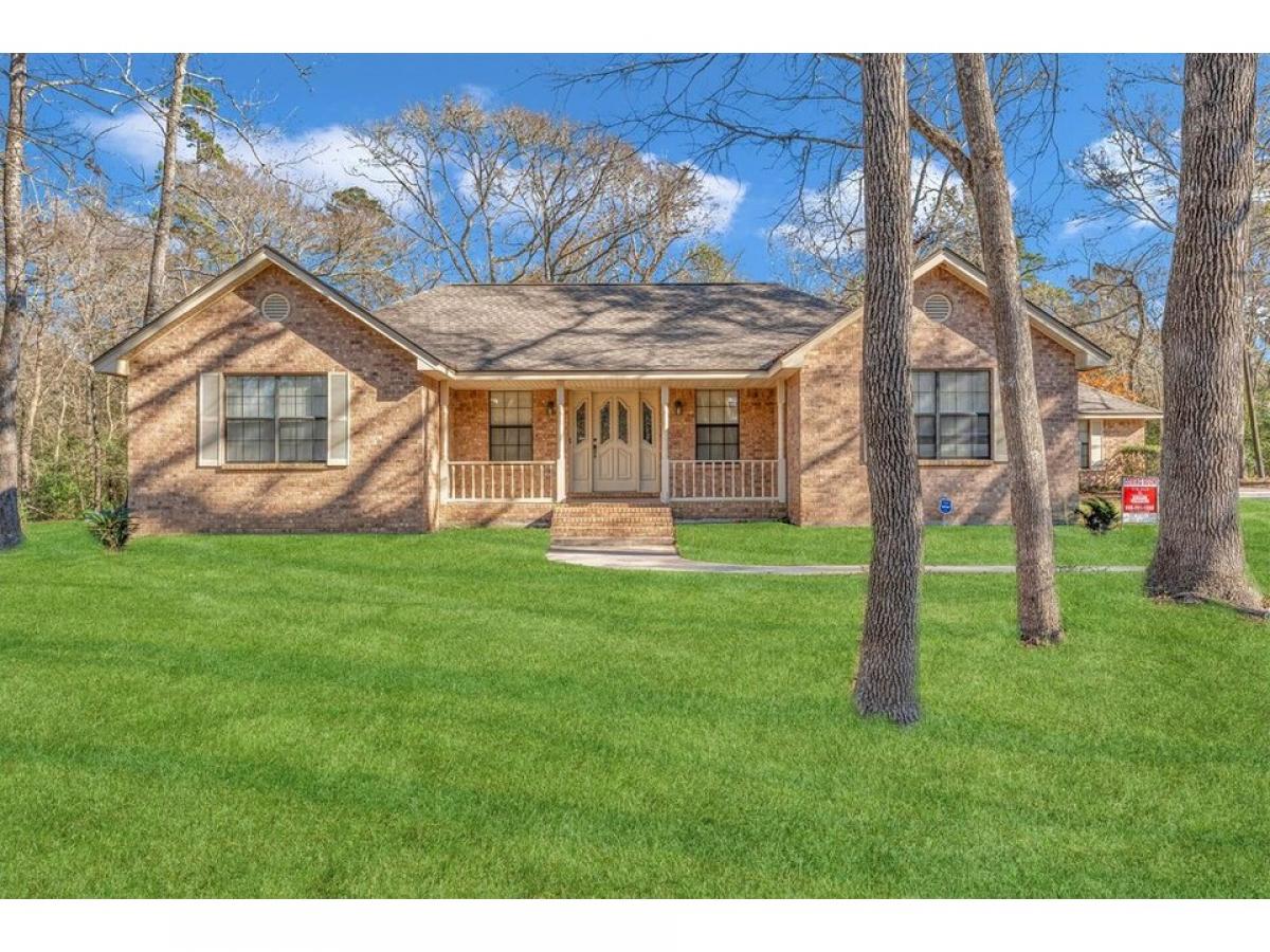 Picture of Home For Sale in Huntsville, Texas, United States