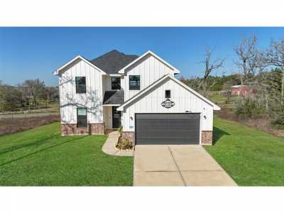 Home For Sale in Hempstead, Texas