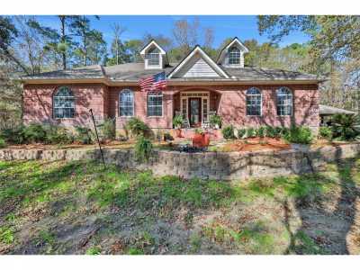 Home For Sale in Coldspring, Texas