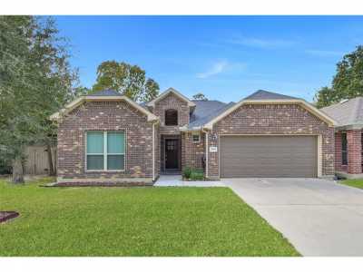 Home For Sale in Montgomery, Texas