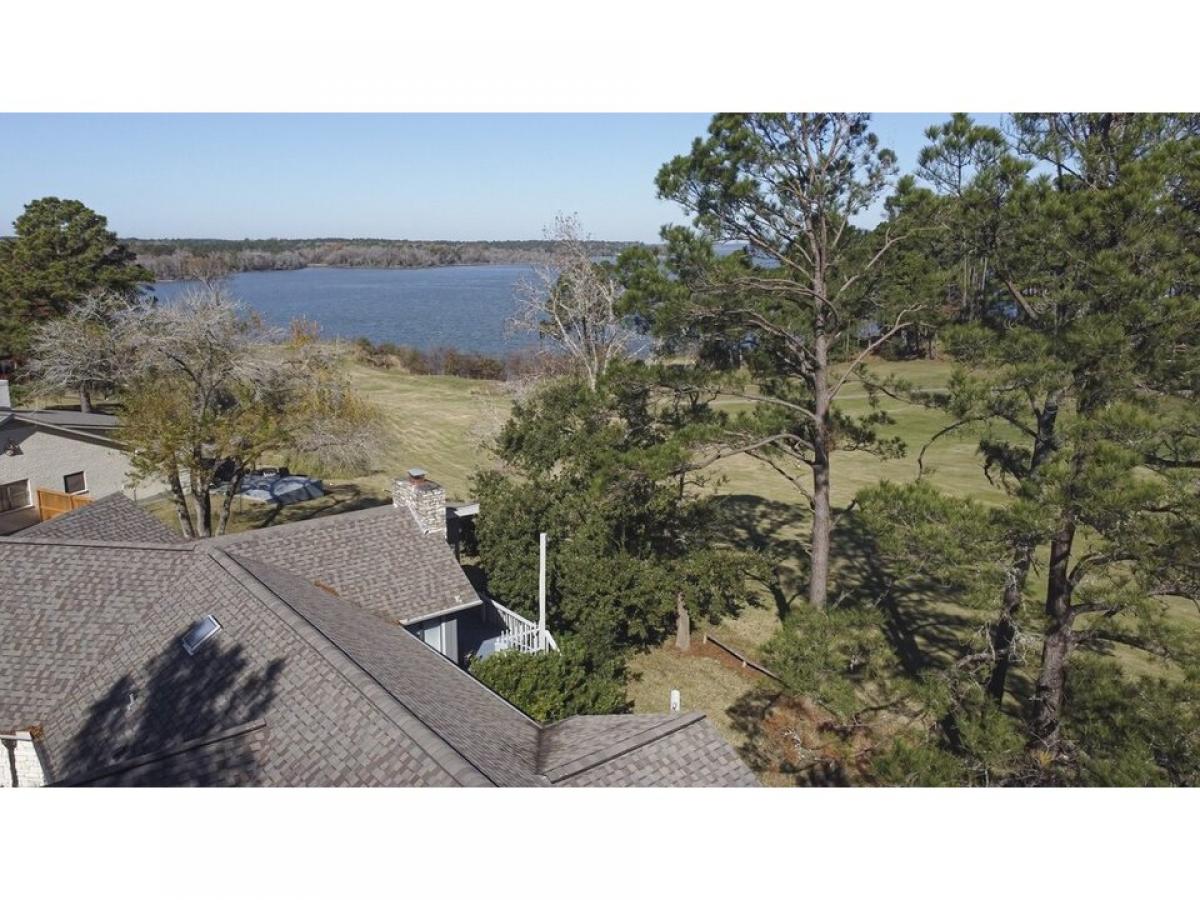 Picture of Home For Sale in Huntsville, Texas, United States