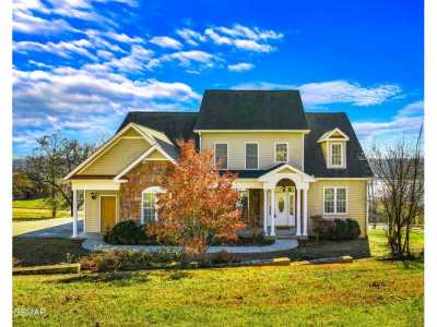 Home For Sale in White Pine, Tennessee