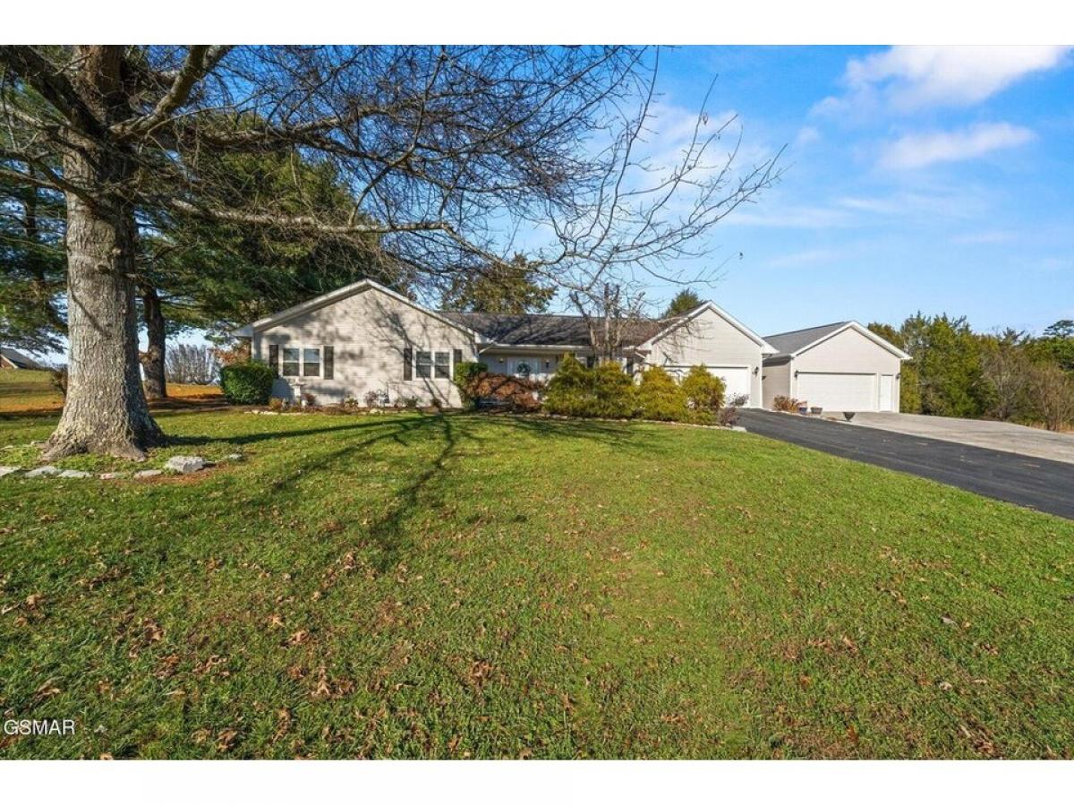 Picture of Home For Sale in Talbott, Tennessee, United States