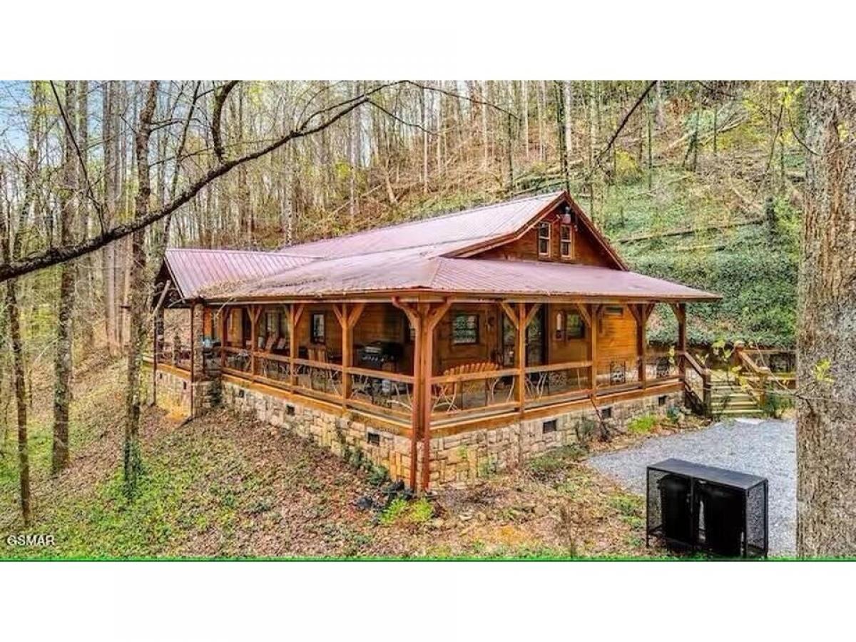 Picture of Home For Sale in Townsend, Tennessee, United States