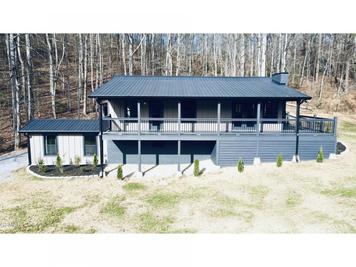 Picture of Home For Sale in Sevierville, Tennessee, United States