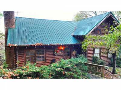 Home For Sale in Sevierville, Tennessee