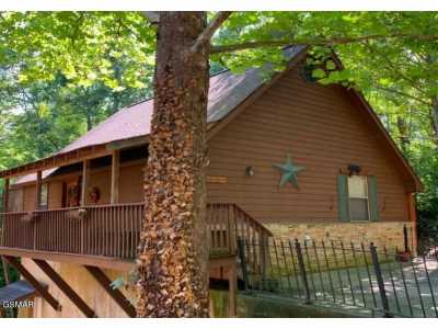 Home For Sale in Pigeon Forge, Tennessee