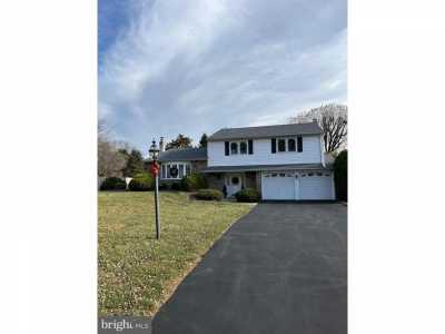 Home For Sale in Churchville, Pennsylvania