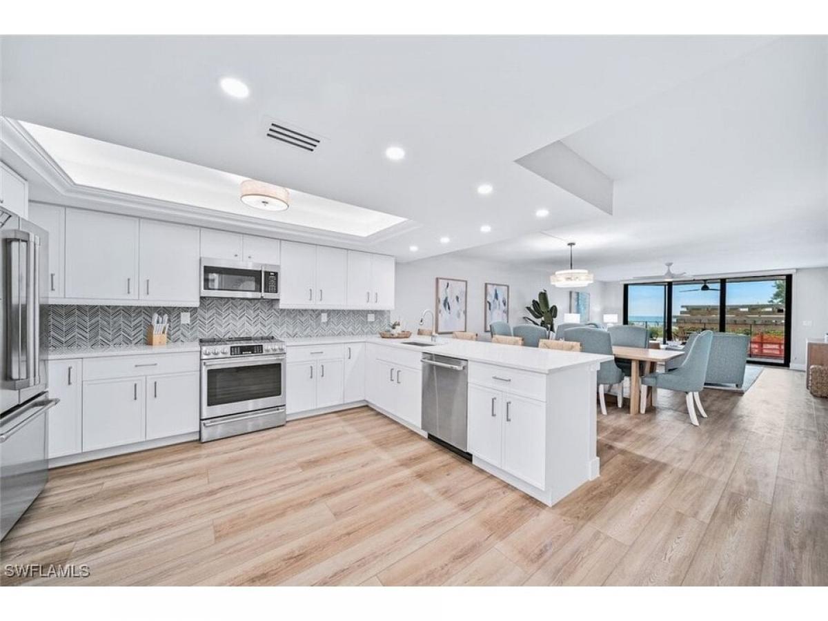 Picture of Home For Sale in Sanibel, Florida, United States