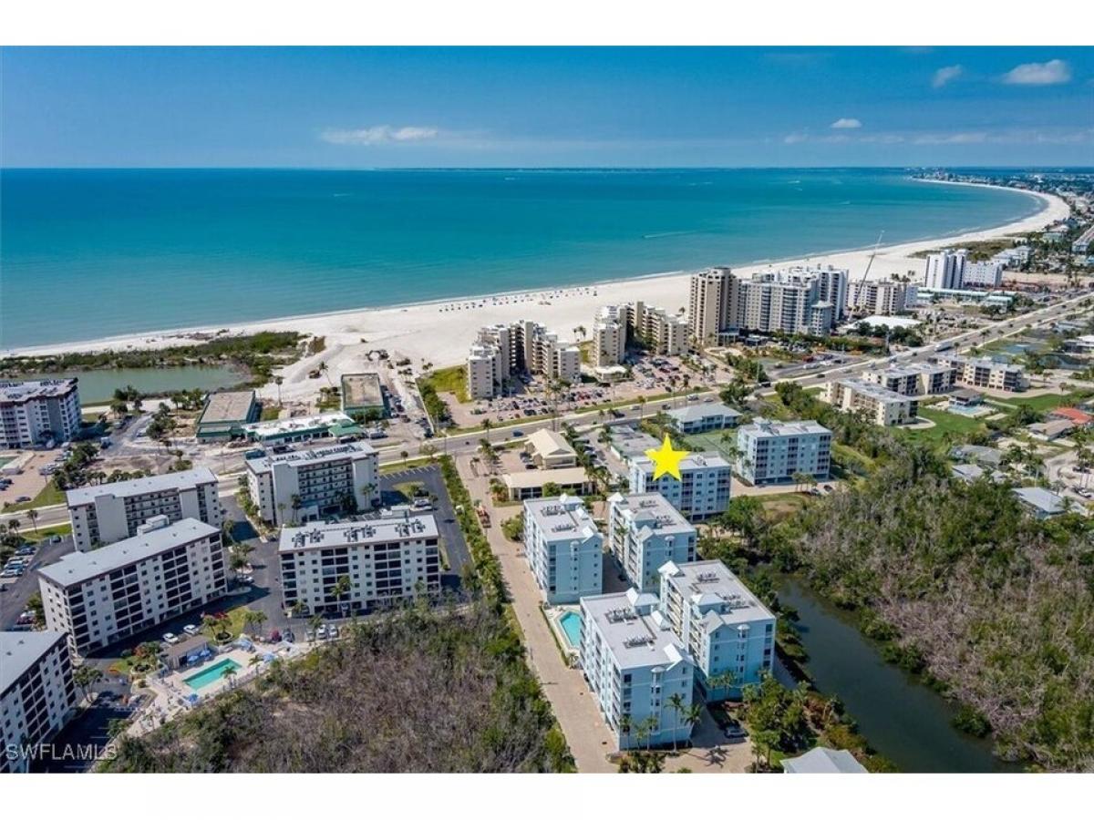 Picture of Home For Sale in Fort Myers Beach, Florida, United States